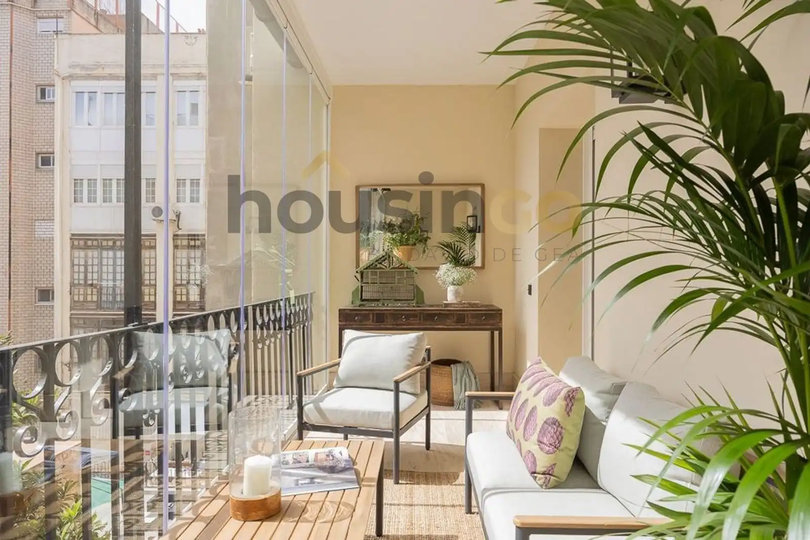 Balcony of Flat for sale in Madrid  with Air Conditioner, Heating and Parquet flooring