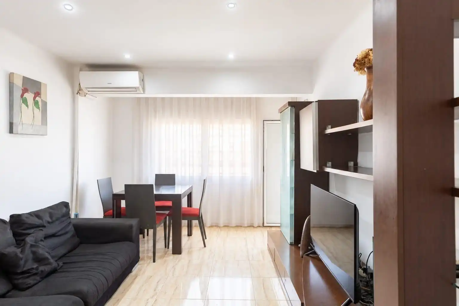 Flat with terrace for sale in Artigues - Llefià, imagen 4