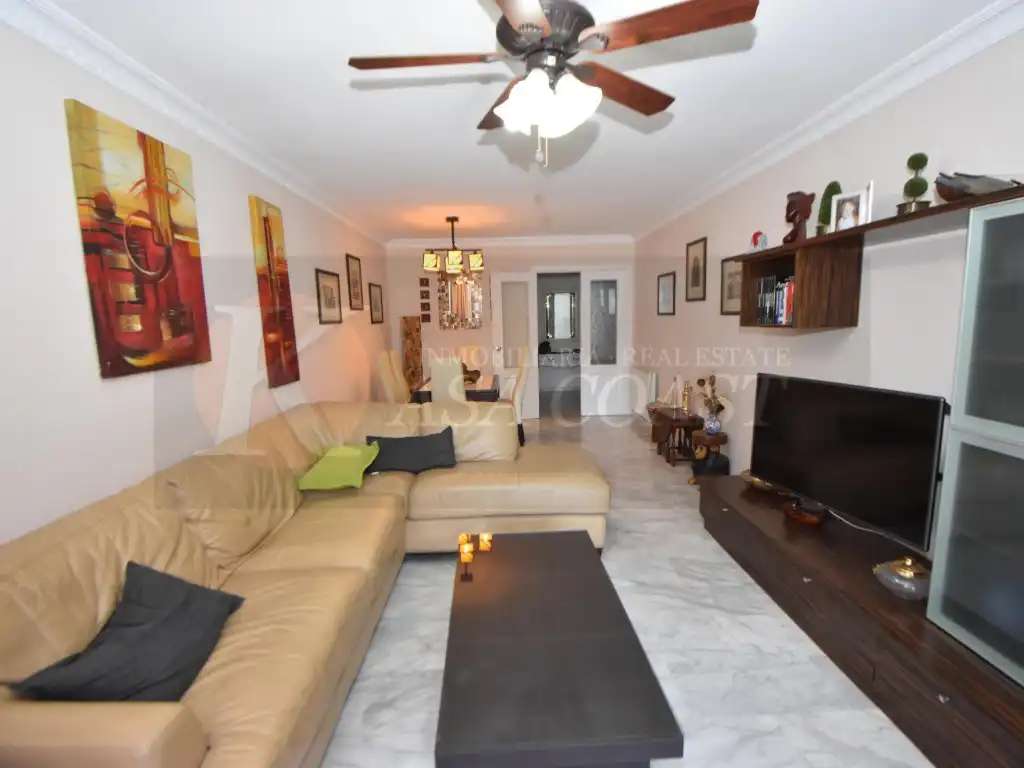 Living room of Flat for sale in Fuengirola  with Private garden, Terrace and Community pool