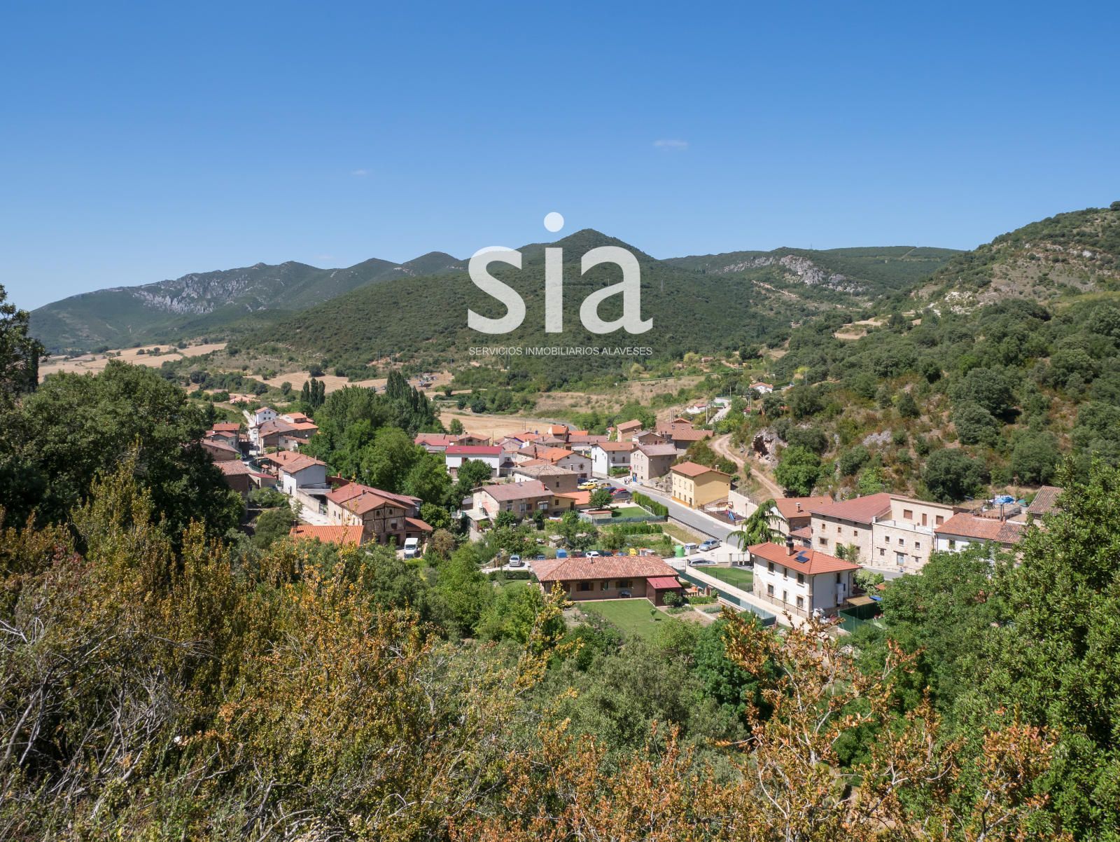 Vista exterior de Casa o chalet en venta en Zambrana con Jardín privado y Trastero