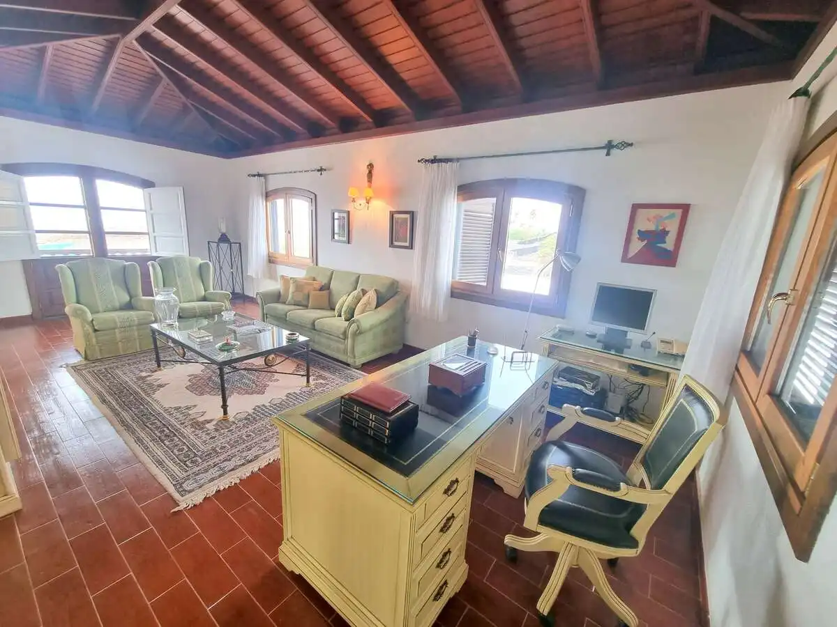 Sala de estar de Casa o chalet en venta en Tías con Jardín privado, Terraza y Amueblado
