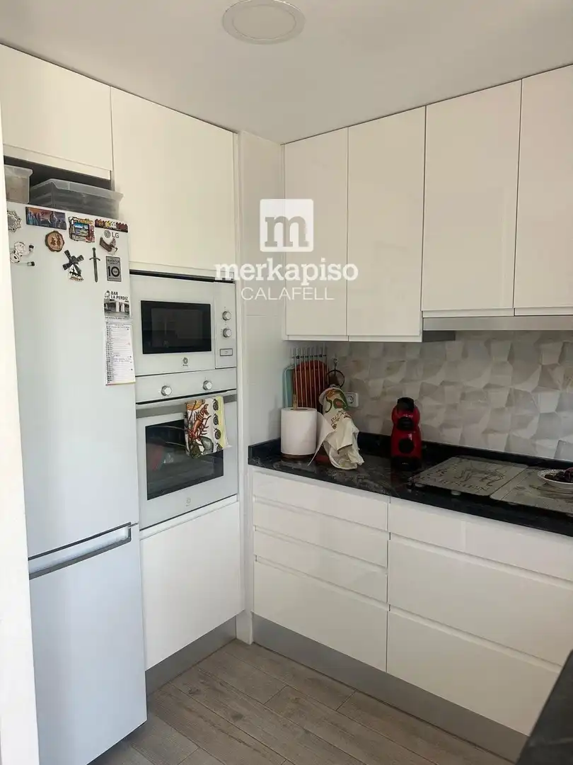 Cuina de Pis en venda en Calafell amb Calefacció, Terrassa i Traster