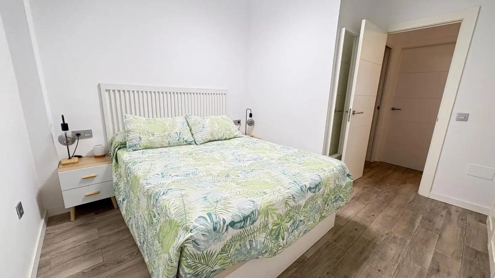 Dormitori de Planta baixa en venda en Málaga Capital