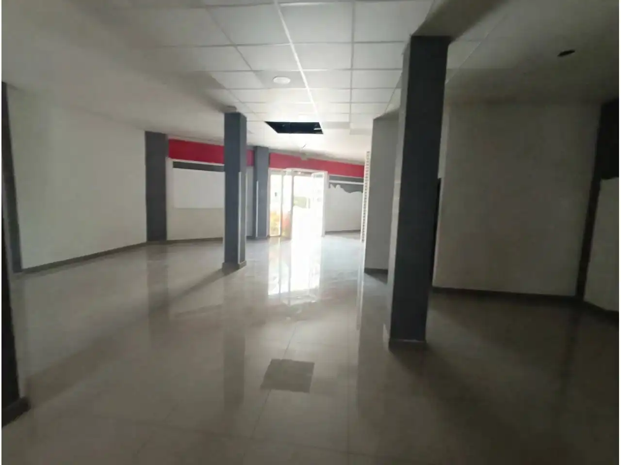 Local en venda en Málaga amb Alarma