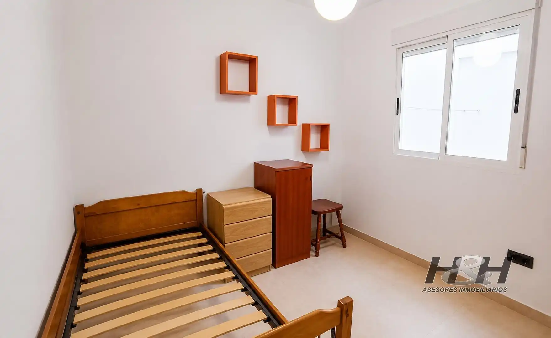Habitación de Piso en venta en Benaguasil con Aire acondicionado, Calefacción y Terraza
