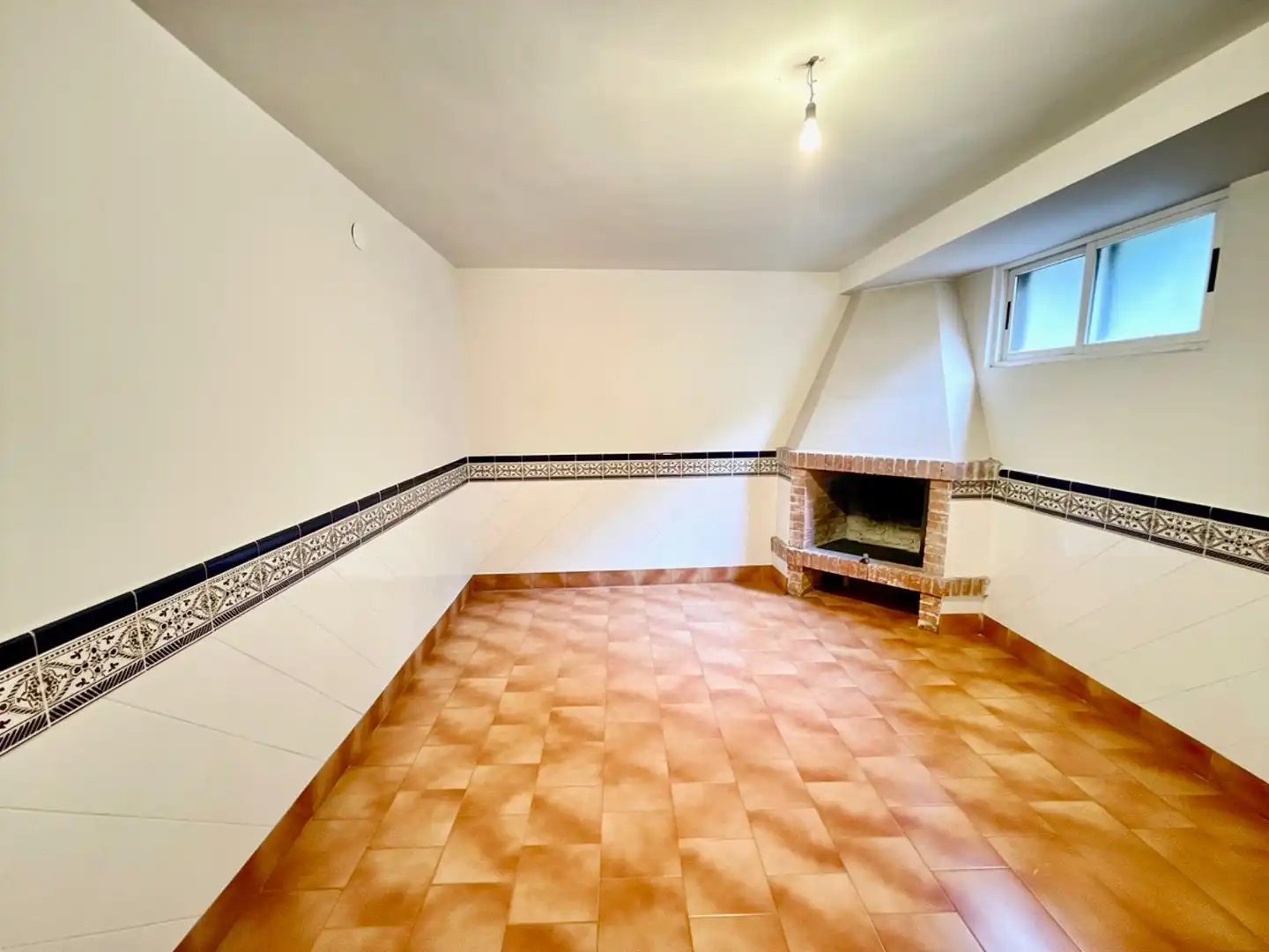 Casa adosada en venta en San Andrés del Rabanedo con Calefacción, Jardín privado y Parquet