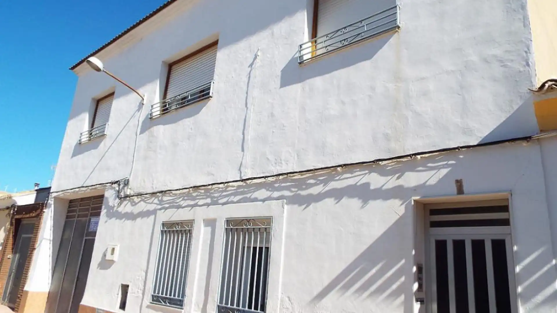 Vista exterior de Apartament en venda en Caudete amb Moblat