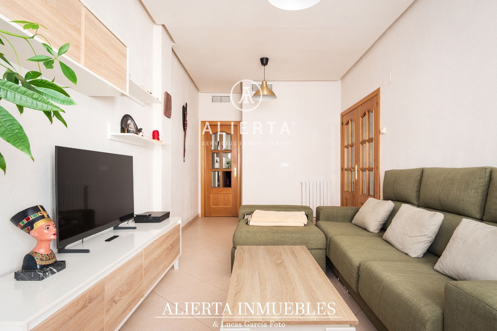 Sala d'estar de Pis en venda en  Zaragoza Capital amb Aire condicionat i Calefacció