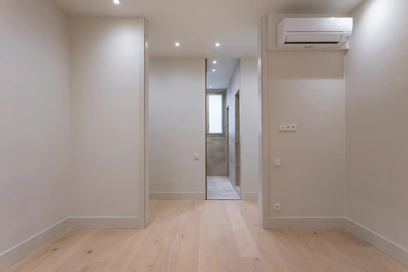 Appartamento con ascensore in vendita a Carrer de la Portaferrissa, imagen 42