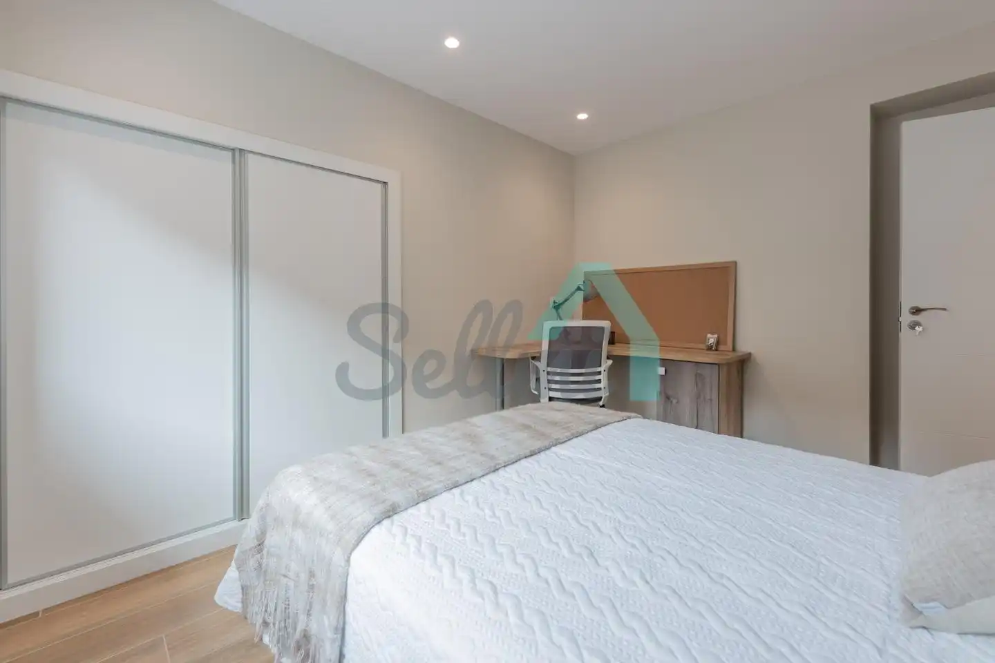 Bedroom of Flat for sale in Oviedo   with Heating and Furnished