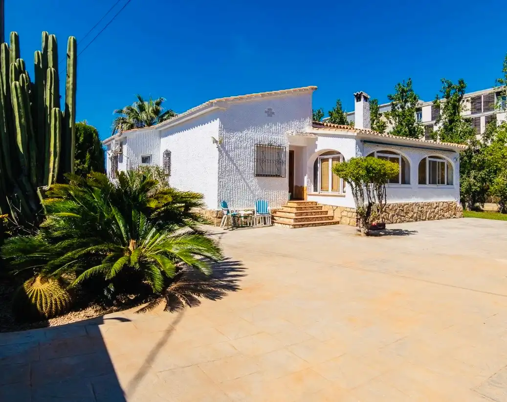 Detached house with terrace for sale in La Xara - La Sella, imagen 3