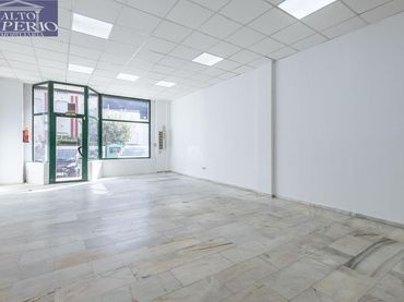 Industrial building for sale in Avenida JUNCARIL