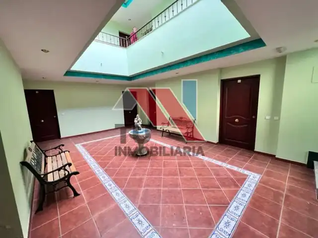 Piso en venta en El Carpio de Tajo con Calefacción, Parquet y Balcón