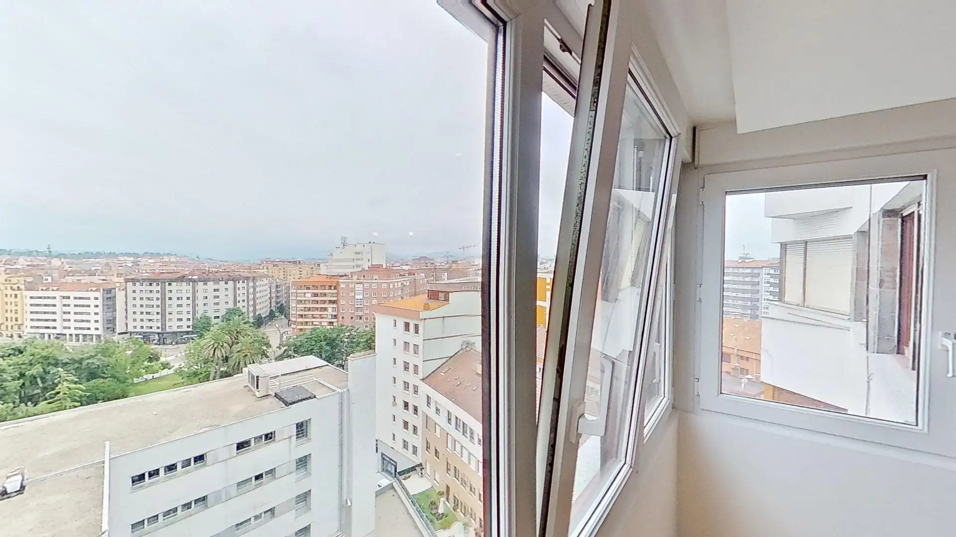 Balcony of Flat for sale in Gijón 