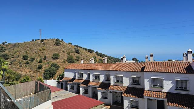 Casa adosada en Venta en Chilches