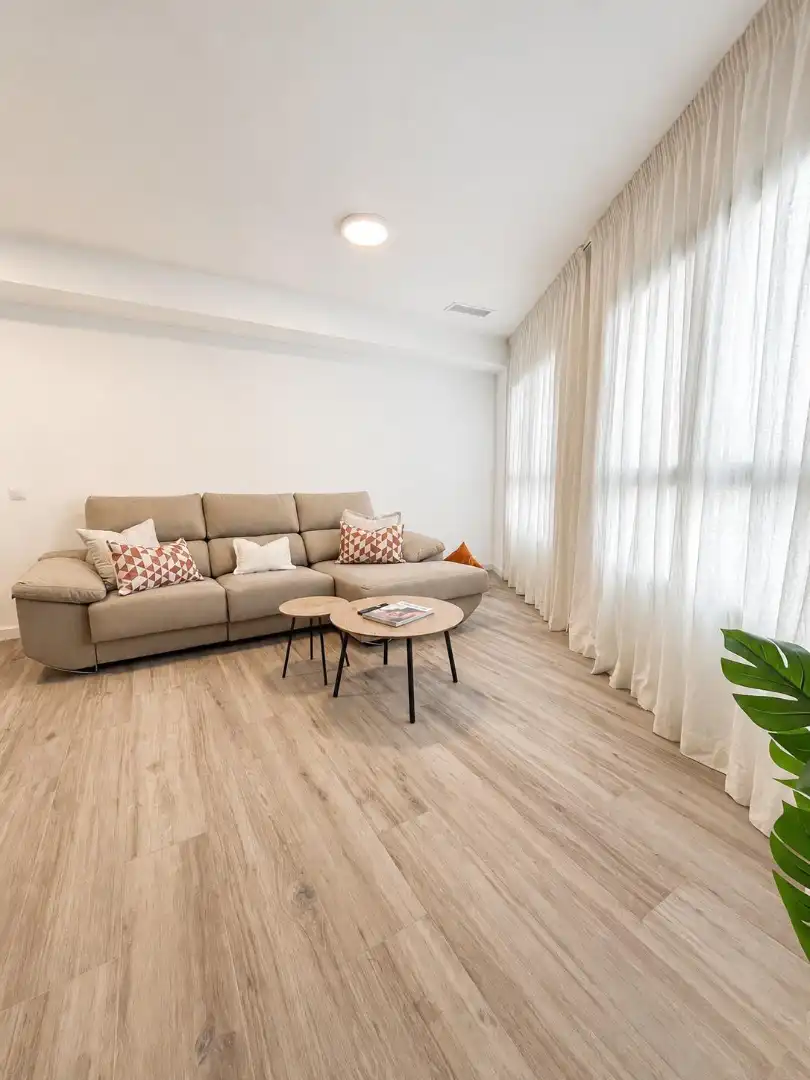 Living room of Flat for rent in Fuengirola  with Air Conditioner, Furnished and Washing machine