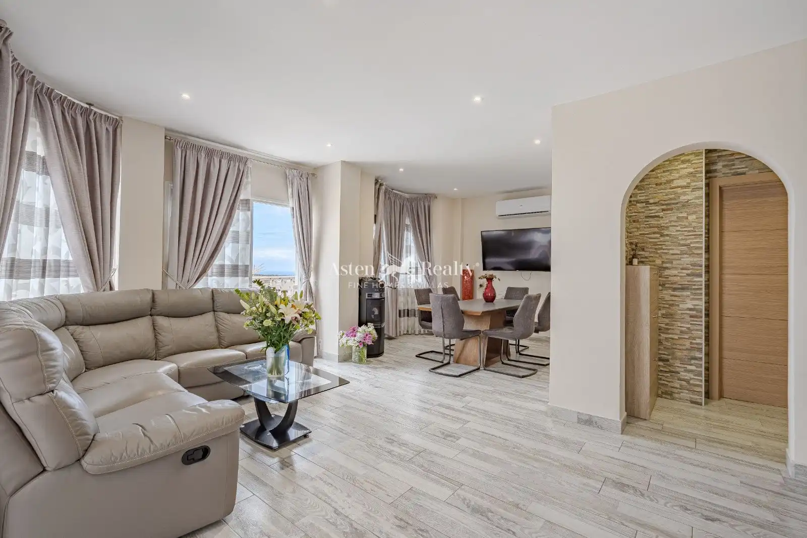 Bungalow with pool for sale in Baleares, imagen 7