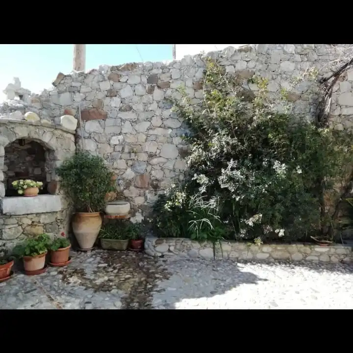Jardín de Finca rústica en venta en Villaluenga del Rosario con Jardín privado, Terraza y Amueblado