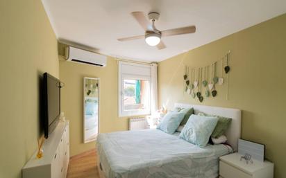 Bedroom of Flat for sale in Mollet del Vallès  with Air Conditioner, Heating and Parquet flooring
