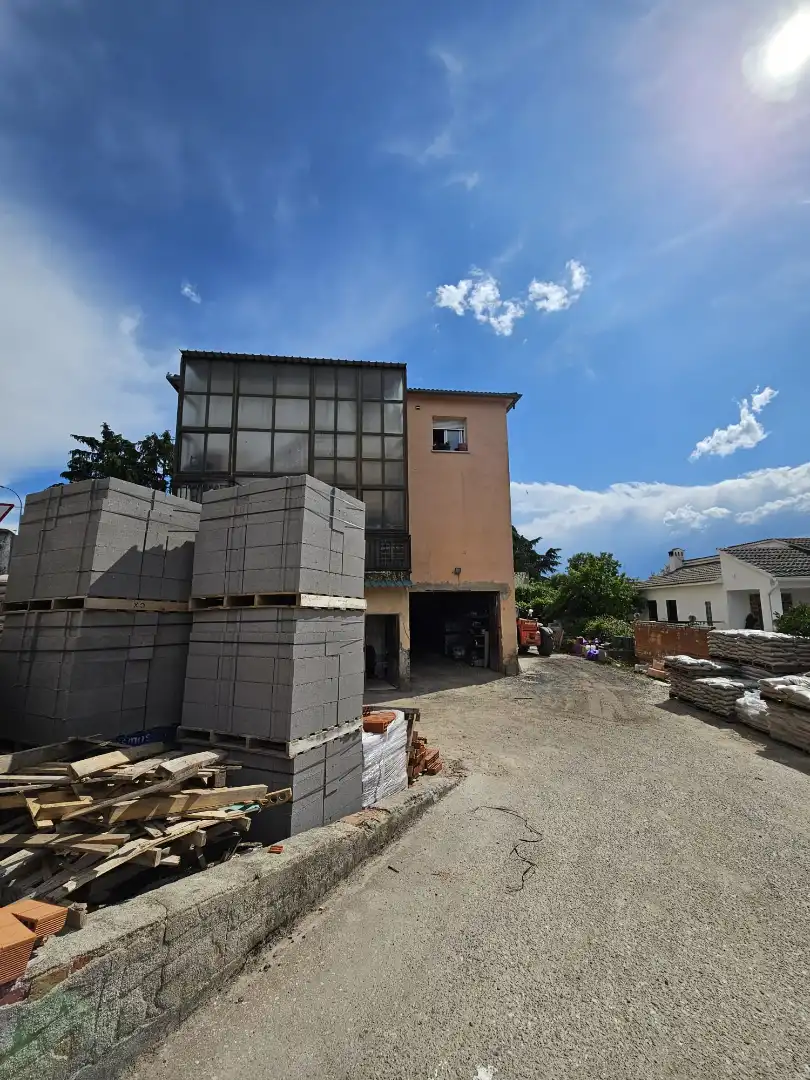 Exterior view of Houses for sale in Casarrubios del Monte  with Air Conditioner and Furnished