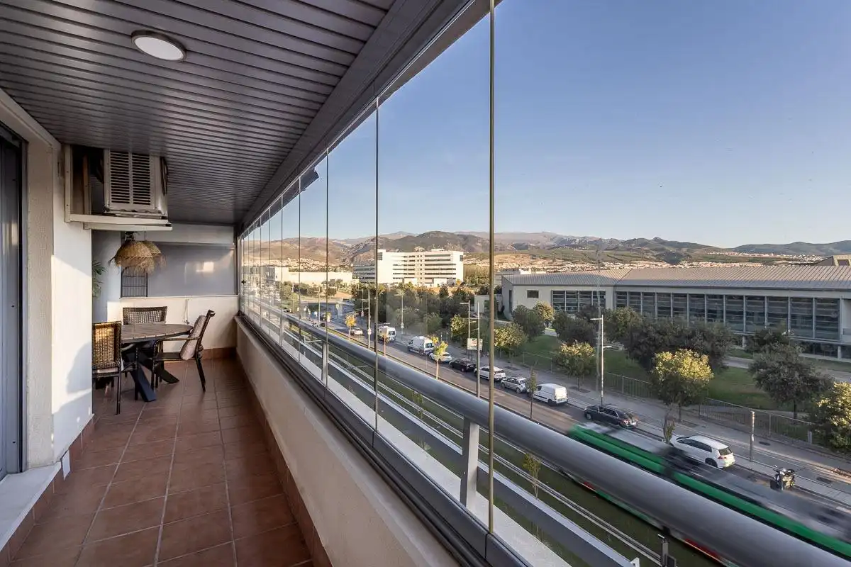 Terrasse von Wohnung zur Miete in Zaidín