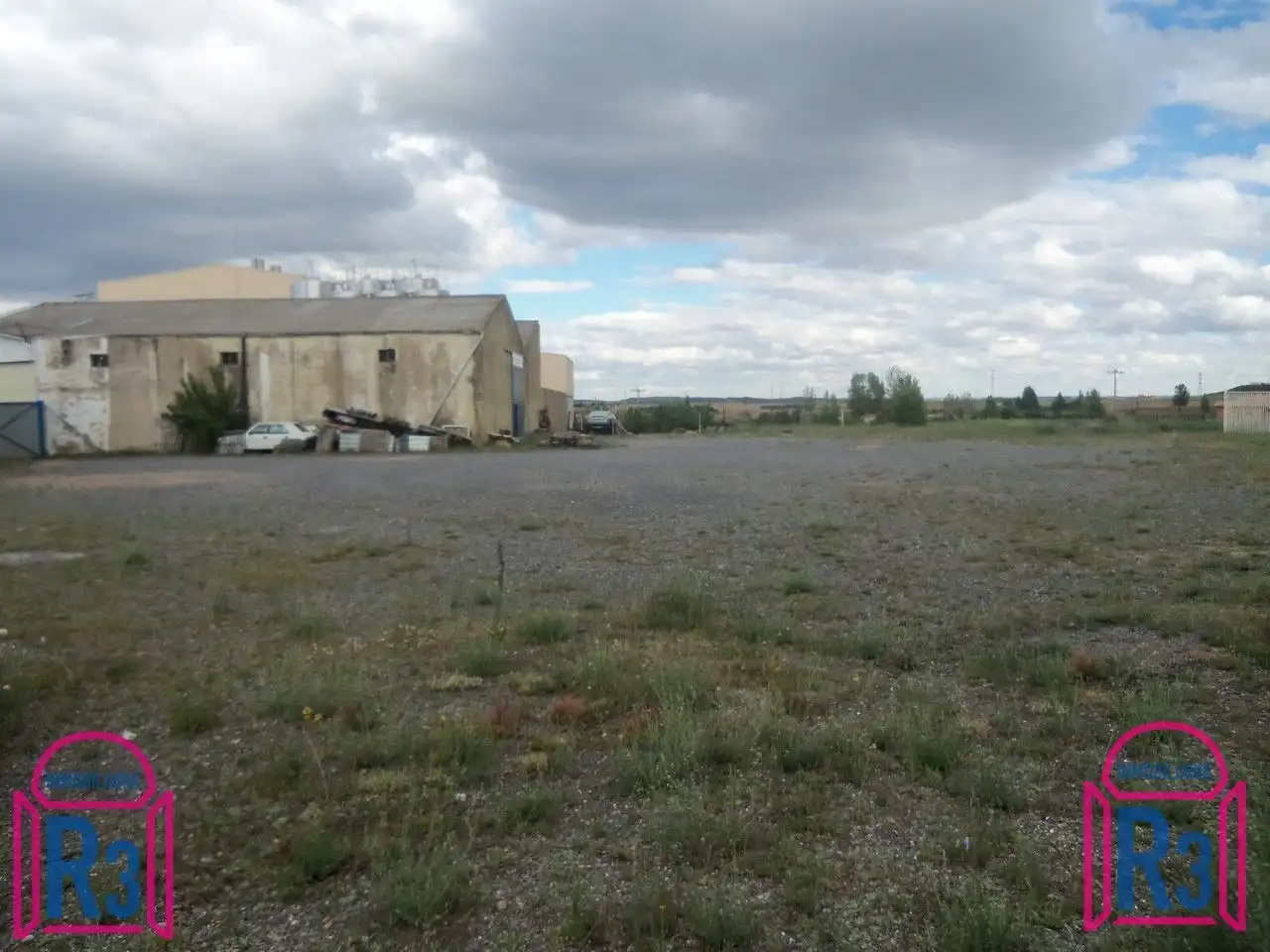 Nave industrial en venta en Valdefresno
