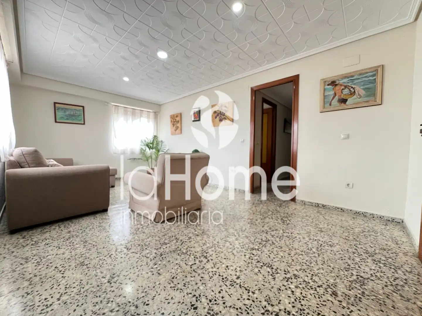 Vista exterior de Casa o xalet en venda en Paterna amb Aire condicionat, Jardí privat i Terrassa