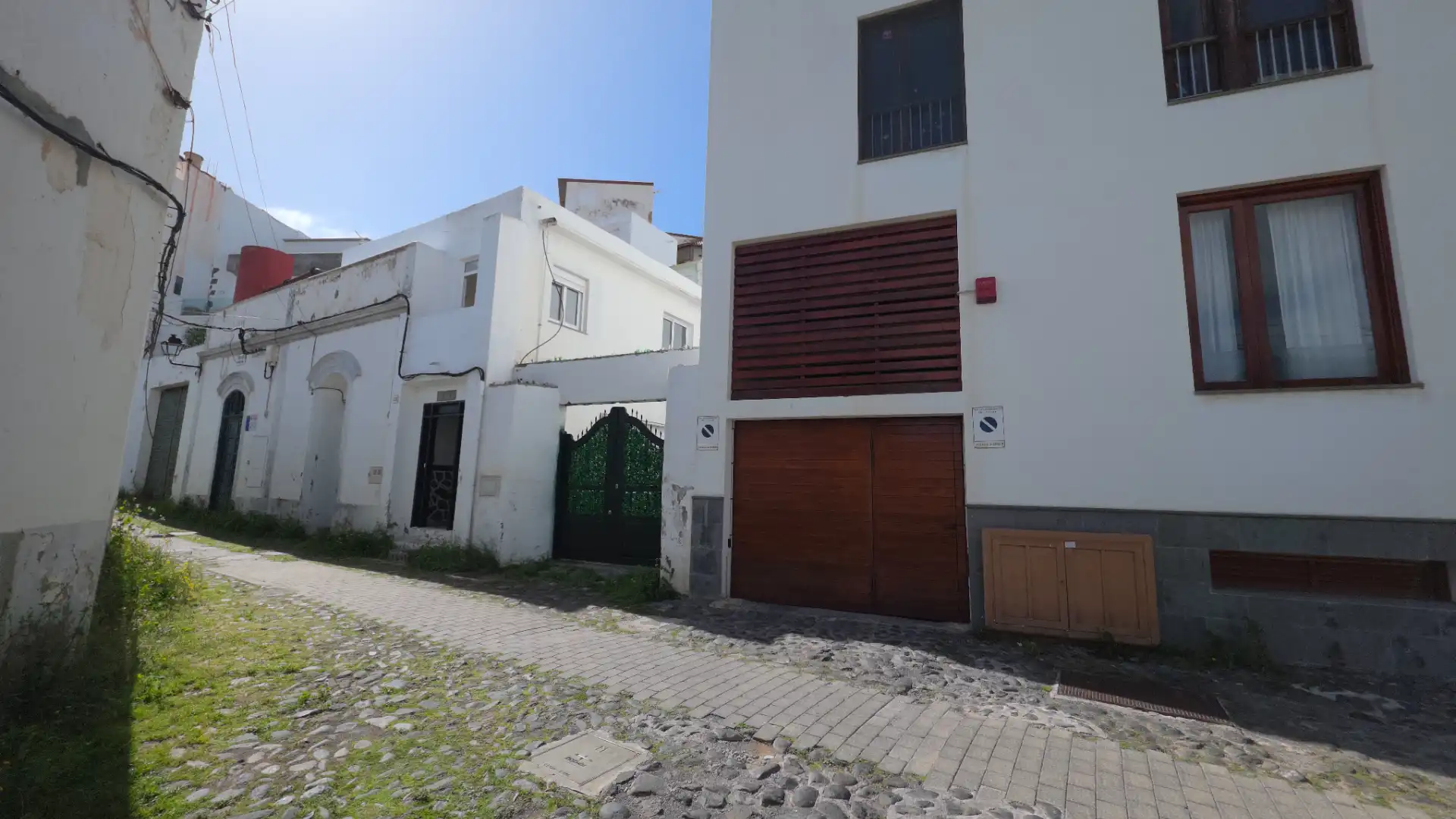 Vista exterior de Edificio en venta en Telde