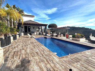 Villa à vendre à Gargasindi - Garduix - Colina del Sol