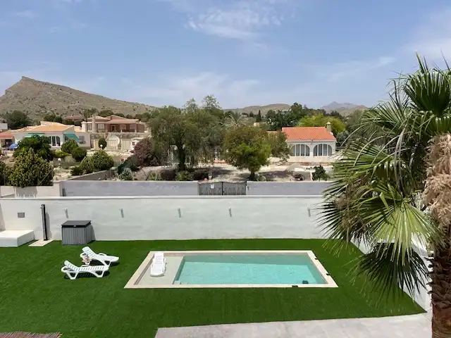 Swimming pool of Houses for rent in Alicante / Alacant  with Air Conditioner, Heating and Private garden
