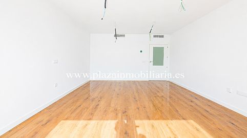 Foto 4 de Piso en venta en Poleares, Lucena