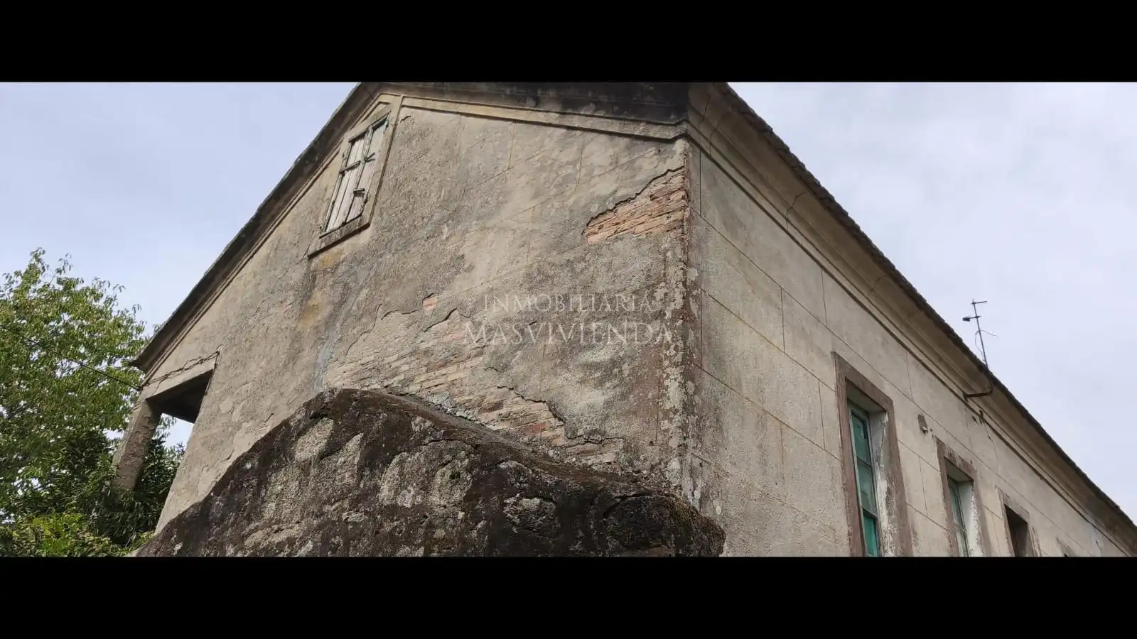 Vista exterior de Casa adosada en venta en Salvaterra de Miño con Jardín privado