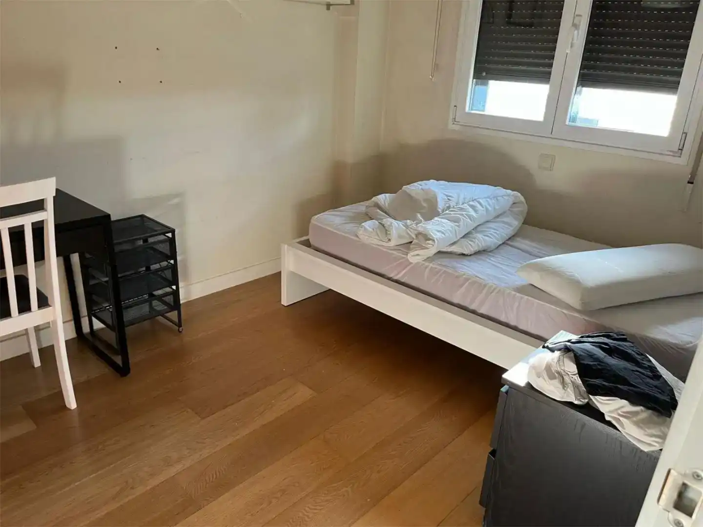 Dormitori de Casa o xalet de lloguer en Ávila Capital amb Piscina i Balcó