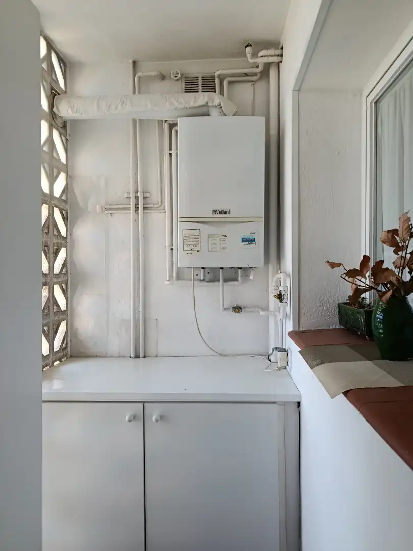 Habitación de Piso en venta en Girona con Aire acondicionado, Calefacción y Jardín privado