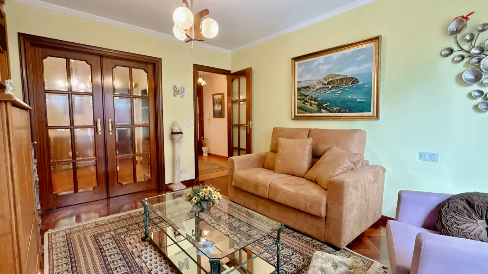 Sala de estar de Piso en venta en Carballo con Amueblado