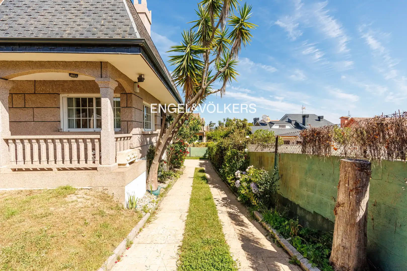 Exterior view of Houses for sale in Vigo   with Heating and Terrace