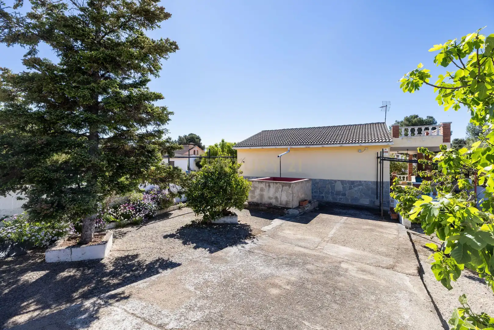 Vista exterior de Casa o xalet en venda en El Montmell amb Jardí privat i Traster