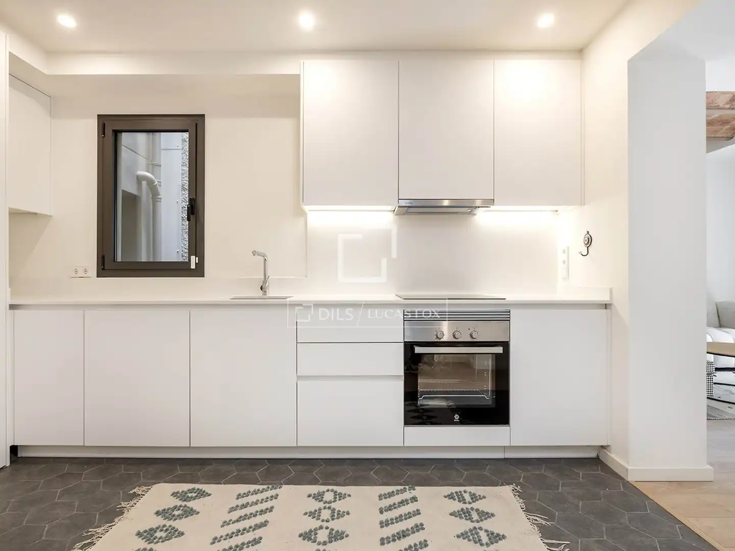 Cocina de Piso de alquiler en Barcelona con Aire acondicionado, Parquet y Terraza