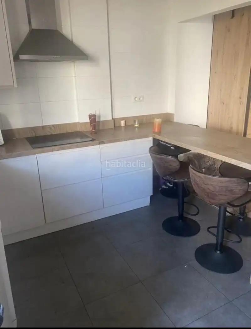 Casa a schiera con giardino in vendita a Carrer Coordinadora 22, imagen 2