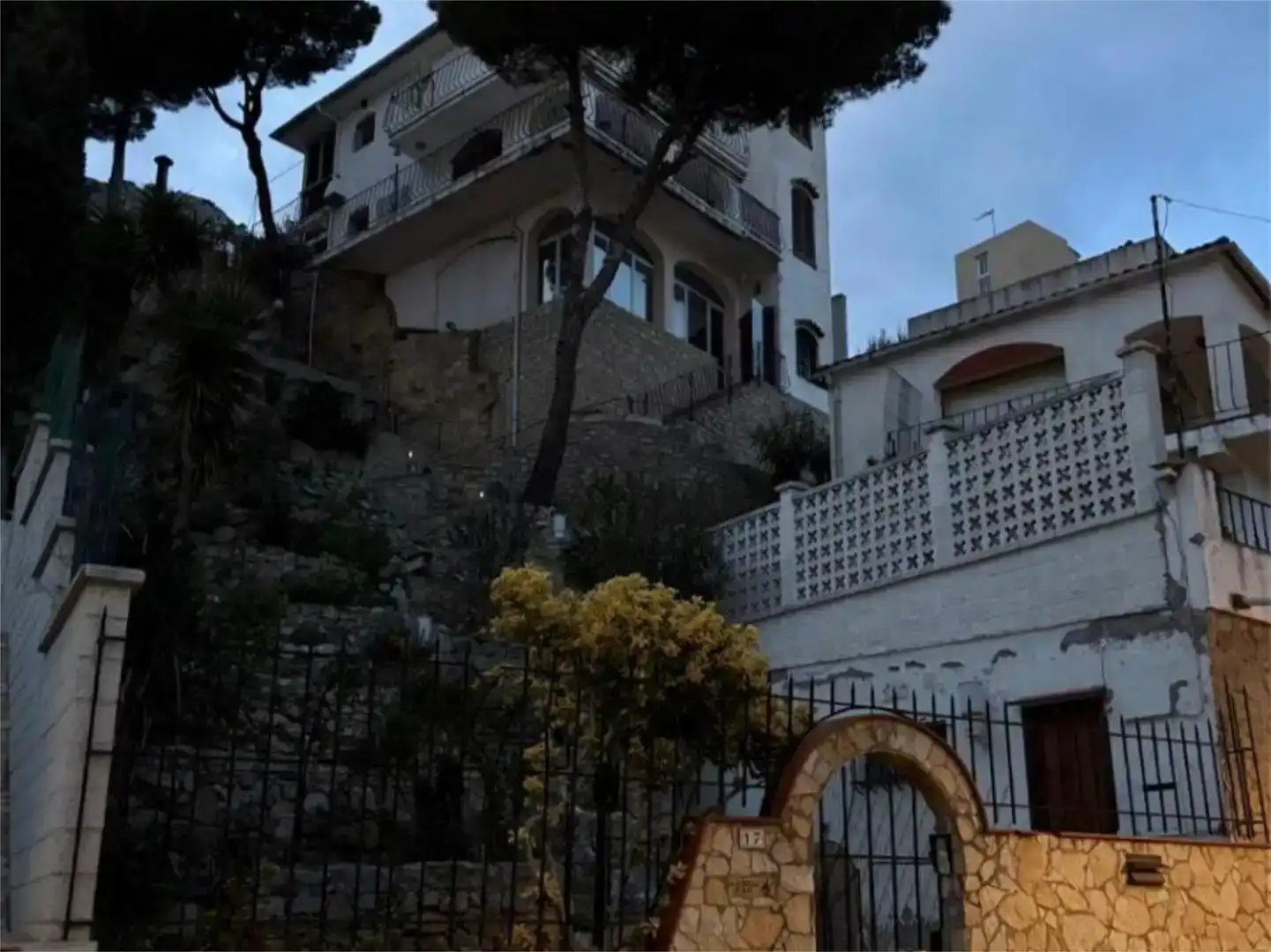 Vista exterior de Pis en venda en L'Estartit amb Aire condicionat i Balcó