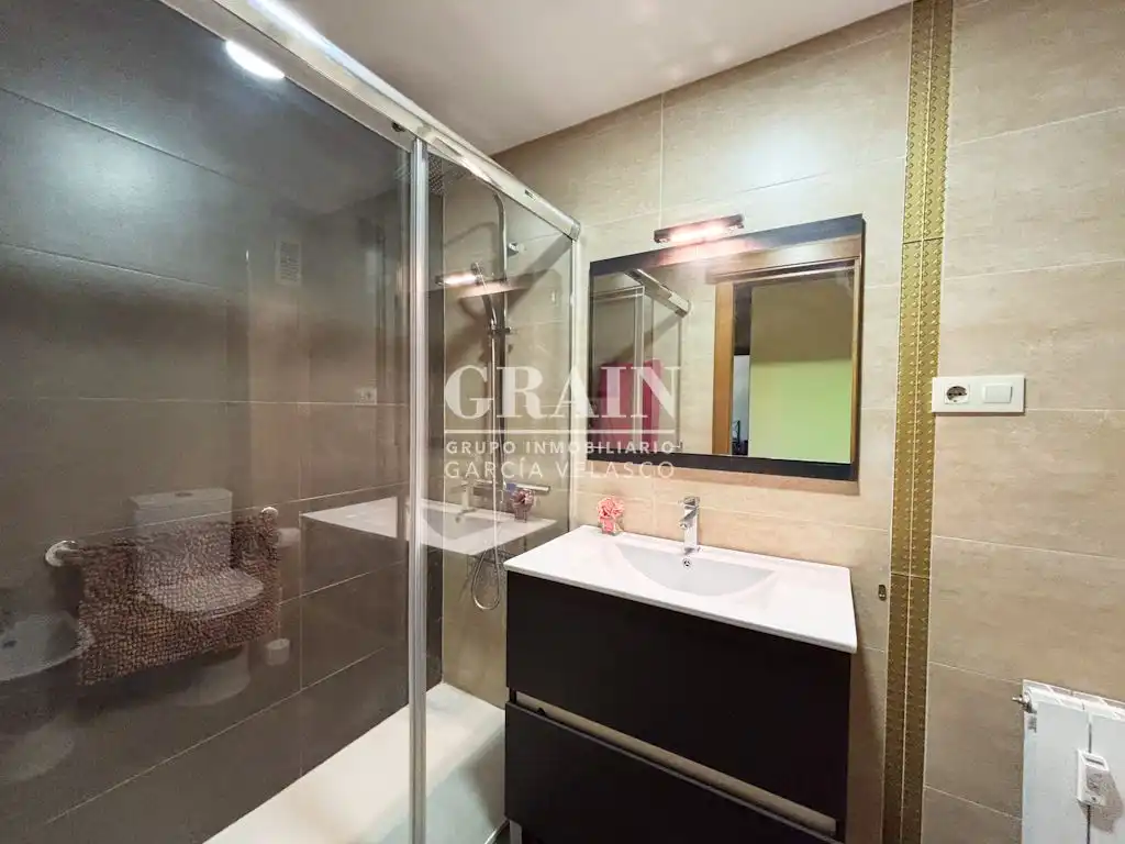 Bathroom of Flat for sale in Albacete  with Heating and Balcony