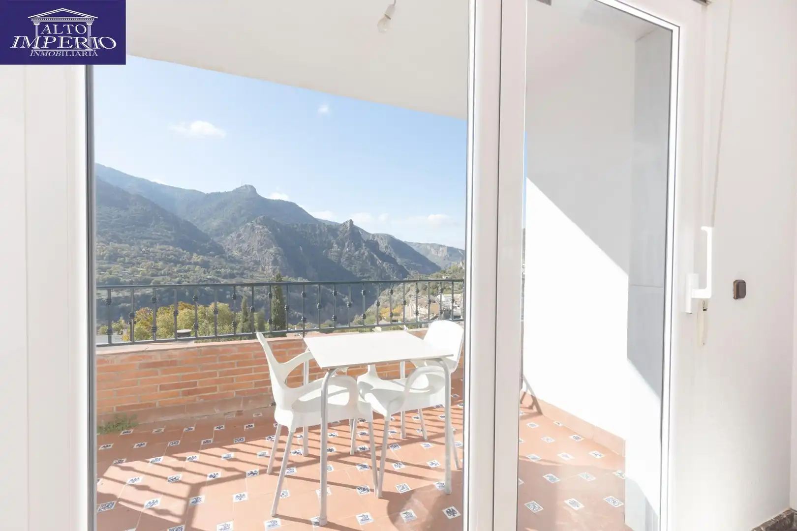 Terraza de Piso en venta en Güéjar Sierra con Terraza, Trastero y Balcón