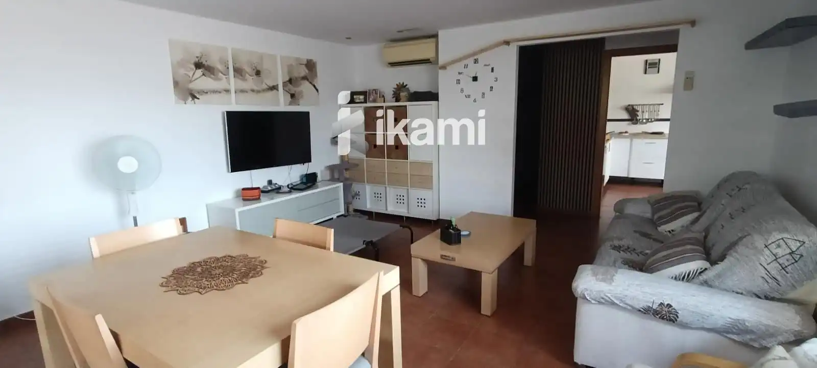 Sala de estar de Casa adosada en venta en La Nucia con Aire acondicionado, Calefacción y Terraza
