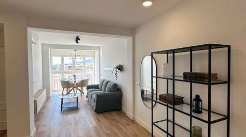 Photo 3 of Flat for rent in Calle Mendoza, 17, Parque Ayala - Jardín de la Abadía - Huelín, Málaga Capital