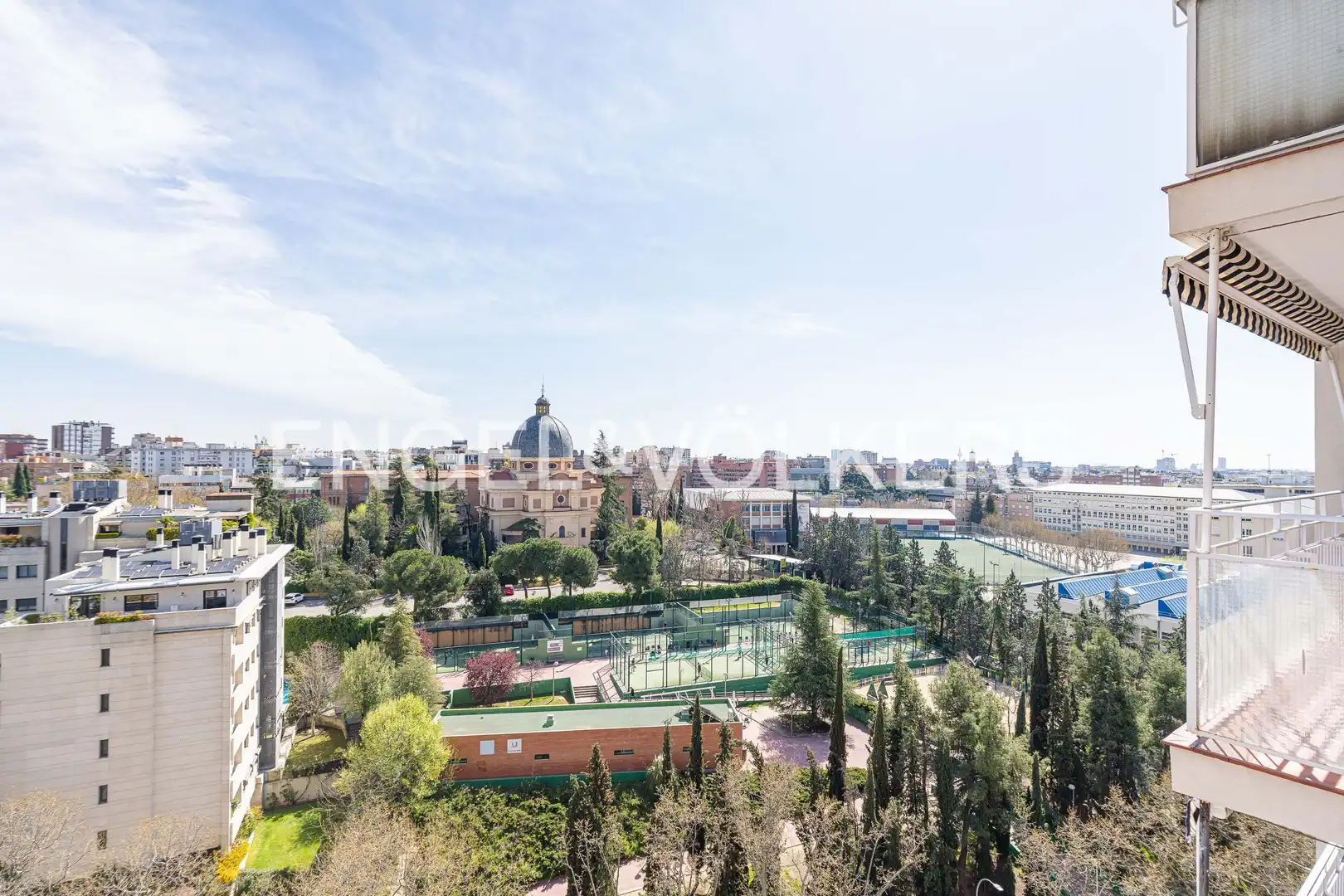 Exterior view of Flat for rent in Madrid  with Air Conditioner, Heating and Terrace