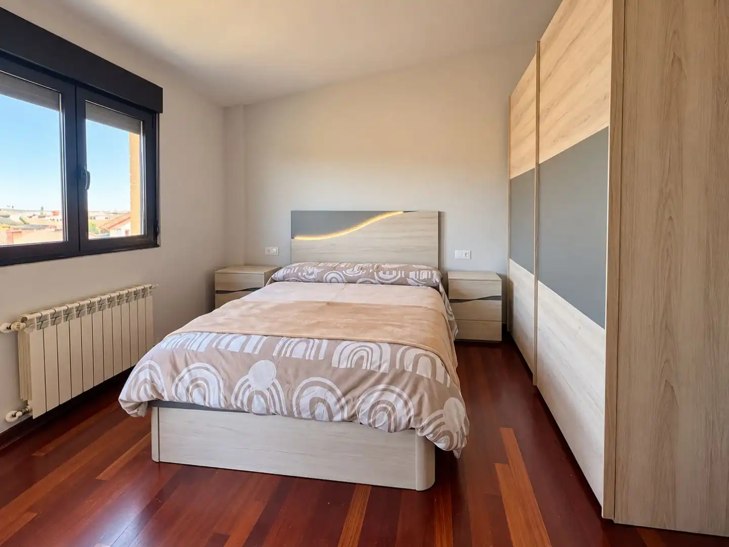 Bedroom of Houses for sale in Boo