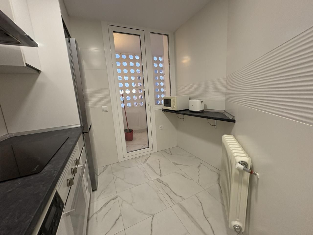 Kitchen of Flat to rent in  Madrid Capital  with Air Conditioner, Heating and Terrace