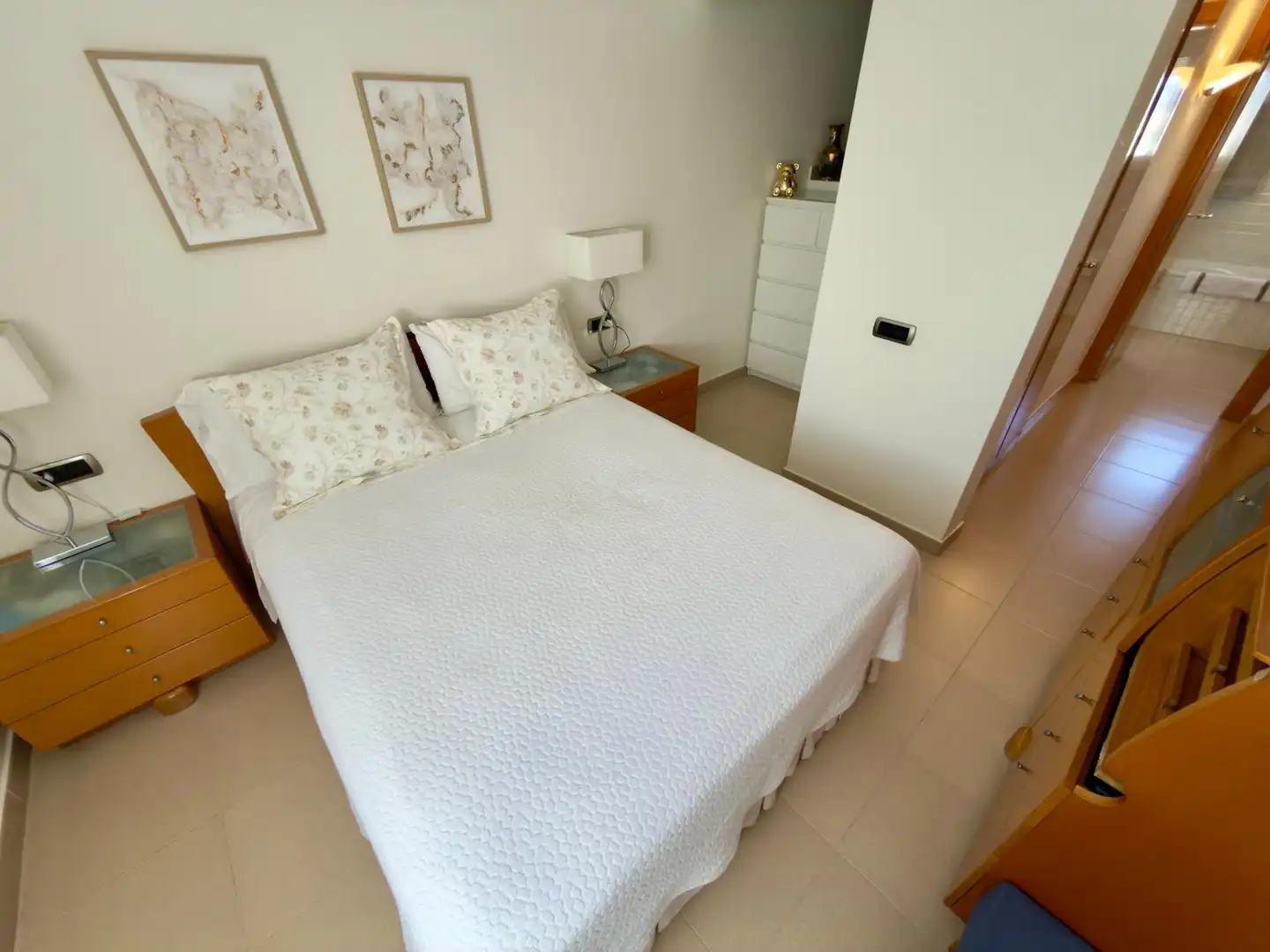 Habitación de Ático en venta en Cornellà de Llobregat con Aire acondicionado, Calefacción y Parquet