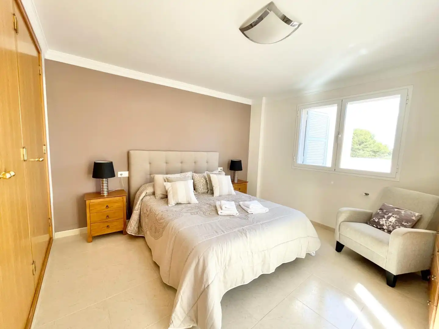 Schlafzimmer von Haus oder Chalet zum Verkauf in Llucmajor mit Klimaanlage, Privatgarten und Balkon