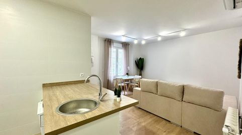 Foto 4 de Apartament de lloguer a De Menéndez Pelayo, Niño Jesús, Madrid Capital